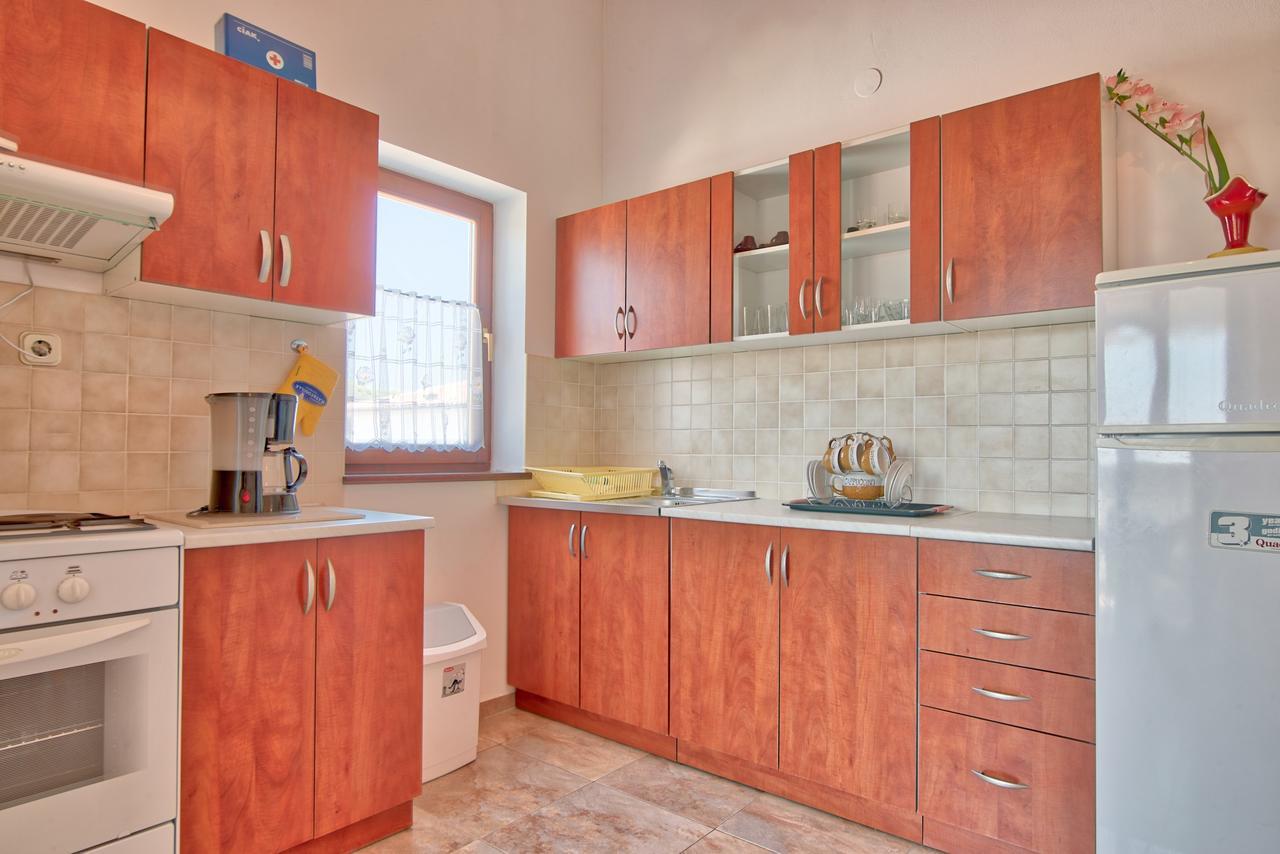 Apartment Maja Stinjan ภายนอก รูปภาพ